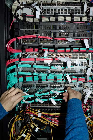Network Rack supplier qatar-1